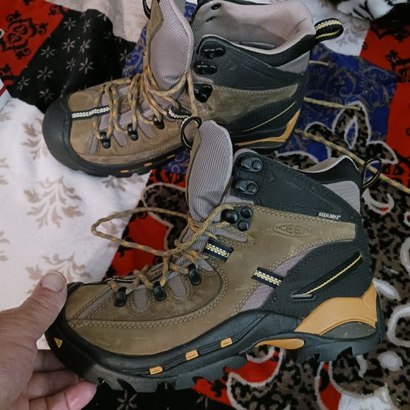 Keen Oregon PCT Waterproof Trail-Hiking Boots Size 7.5 for Women - Picture 2 of 9